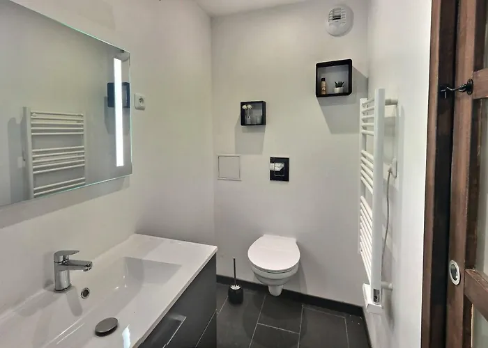 Apartman Superbe, T2 élégant, Neuf, Parking